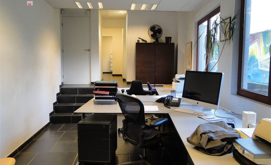 E1638923381723254205_18258LL