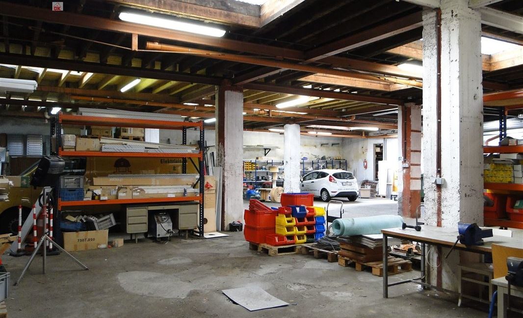 E2638923381554175283_18258EL