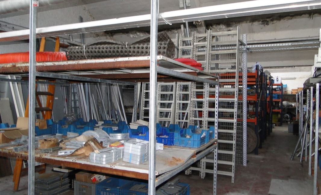 E2638923381618651321_18258HL