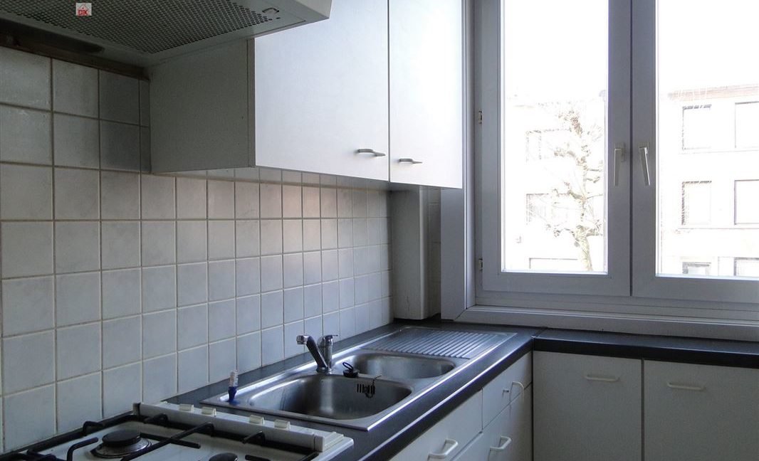 E3638923341573734268_18353FL