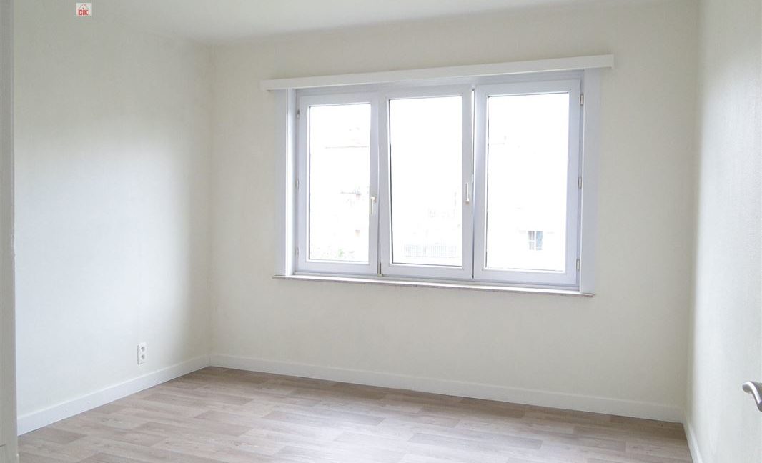 E1638923356129322845_18817OL