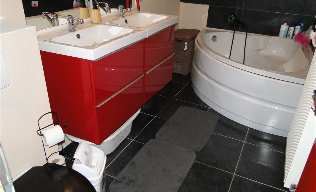 E2638927524289562234_18986IL