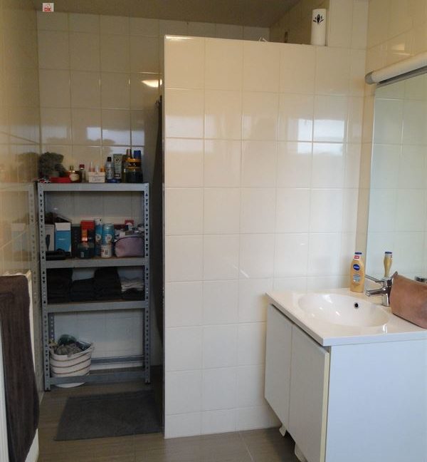 E2638981102232975237_18999HL