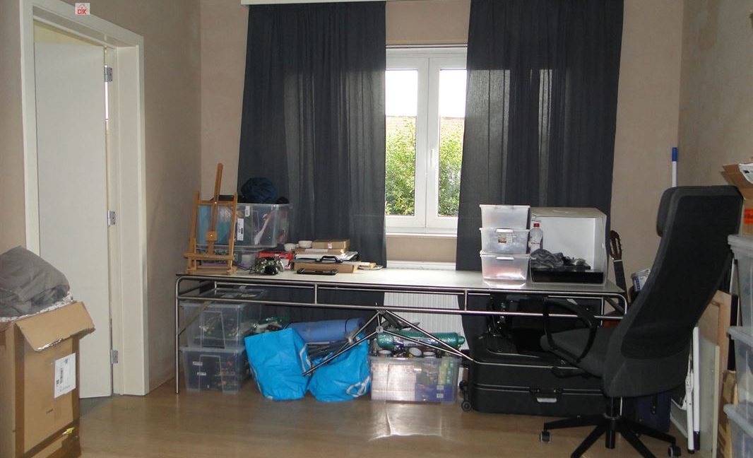 E2638981102242894547_18999GL