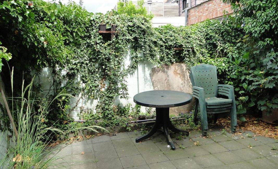 E3638923371791858214_18971DL