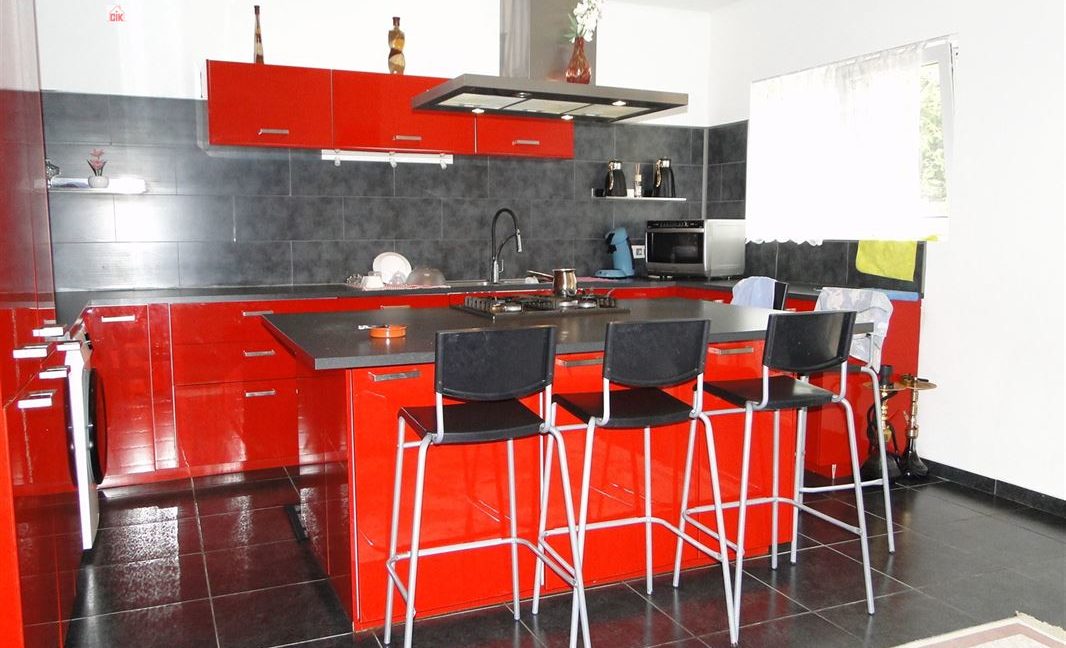 E3638927524300161754_18986GL