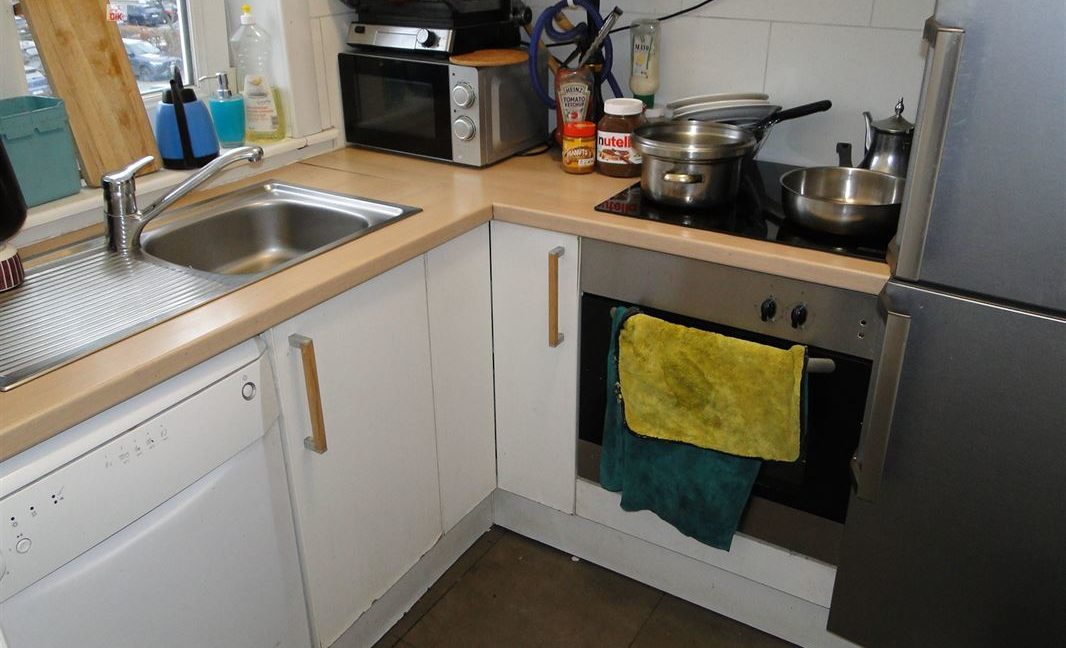 E3638986551293101172_18997DL