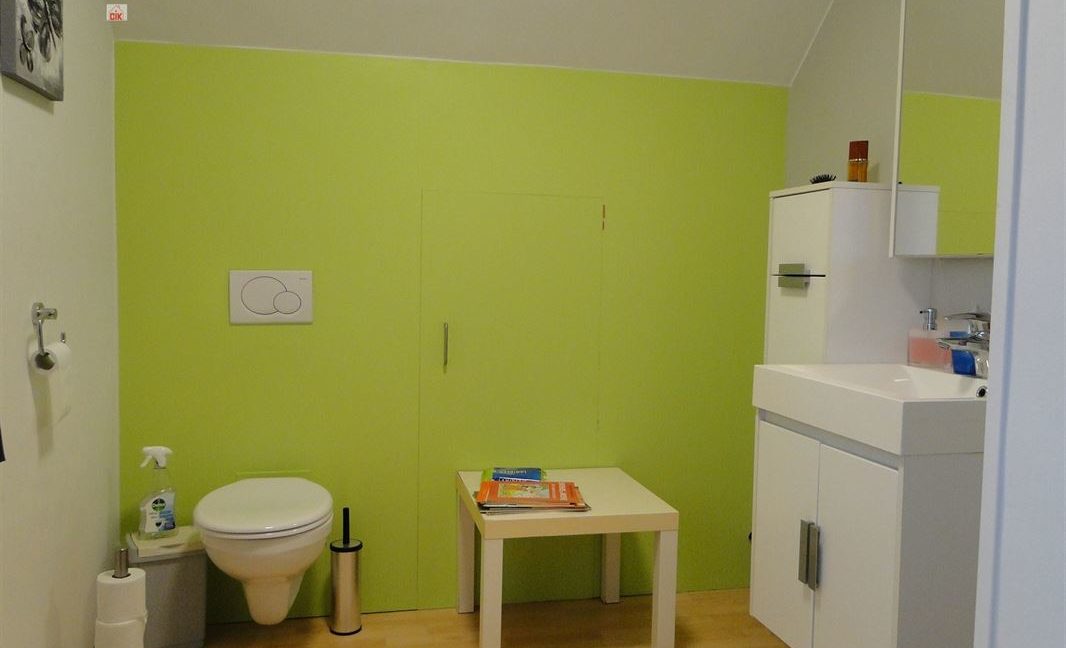 E1639006383181020513_19007ACL