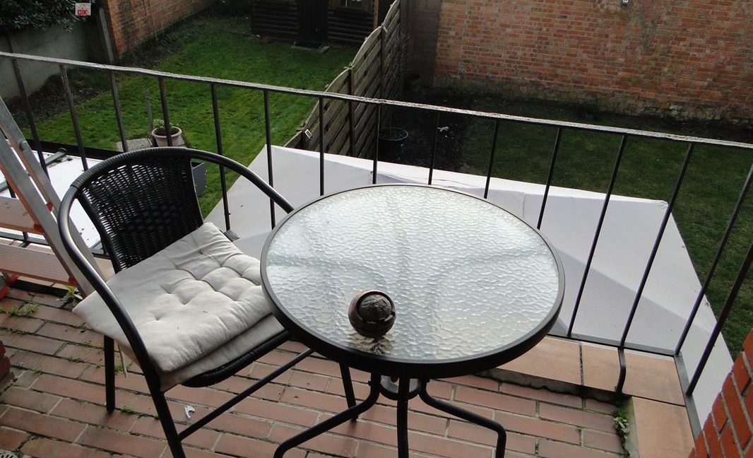 E2638923334750903864_18320EL