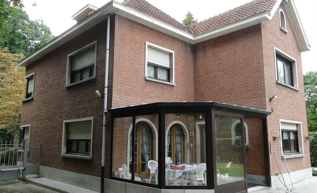 E2638923376185666815_18980CL