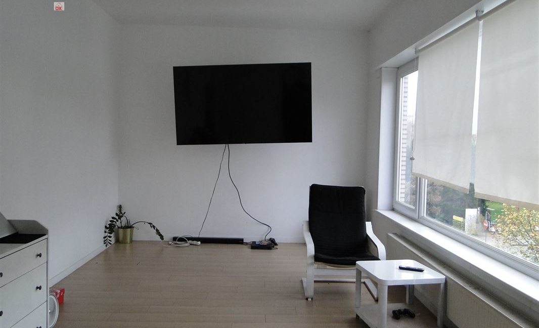 E2638986551297161022_18997BL