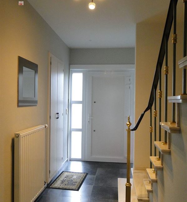 E3639006383199367383_19007ML