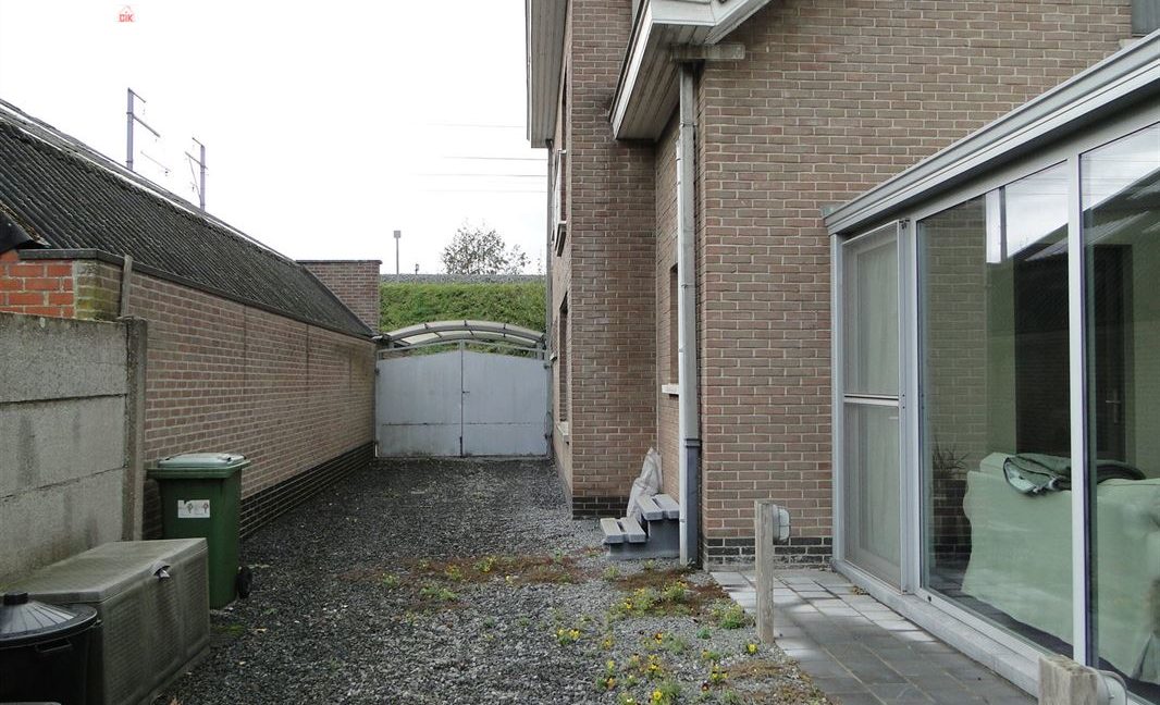 E1639006383172517198_19007AFL