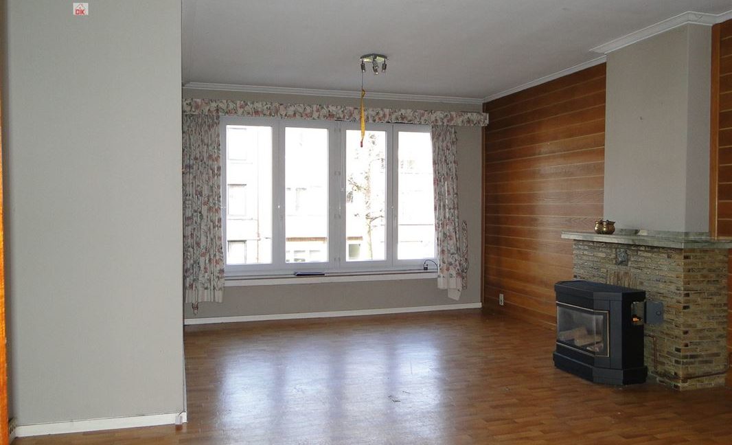 E2638923341532759816_18353EL