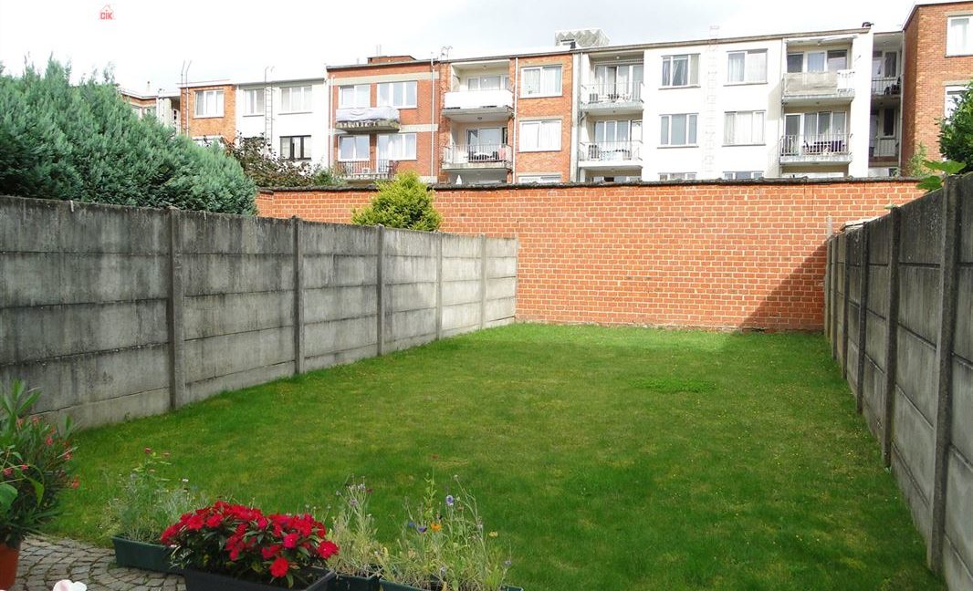 E2638923355620824419_18817AGL