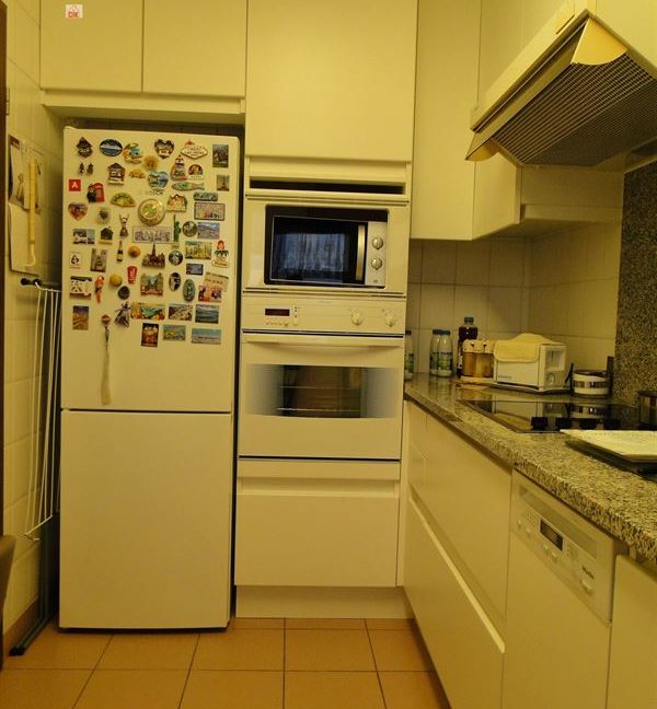 E2639016808940948716_19008IL