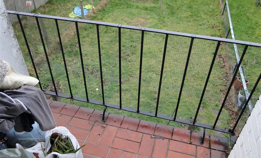 E3638923341212517016_18353AGL