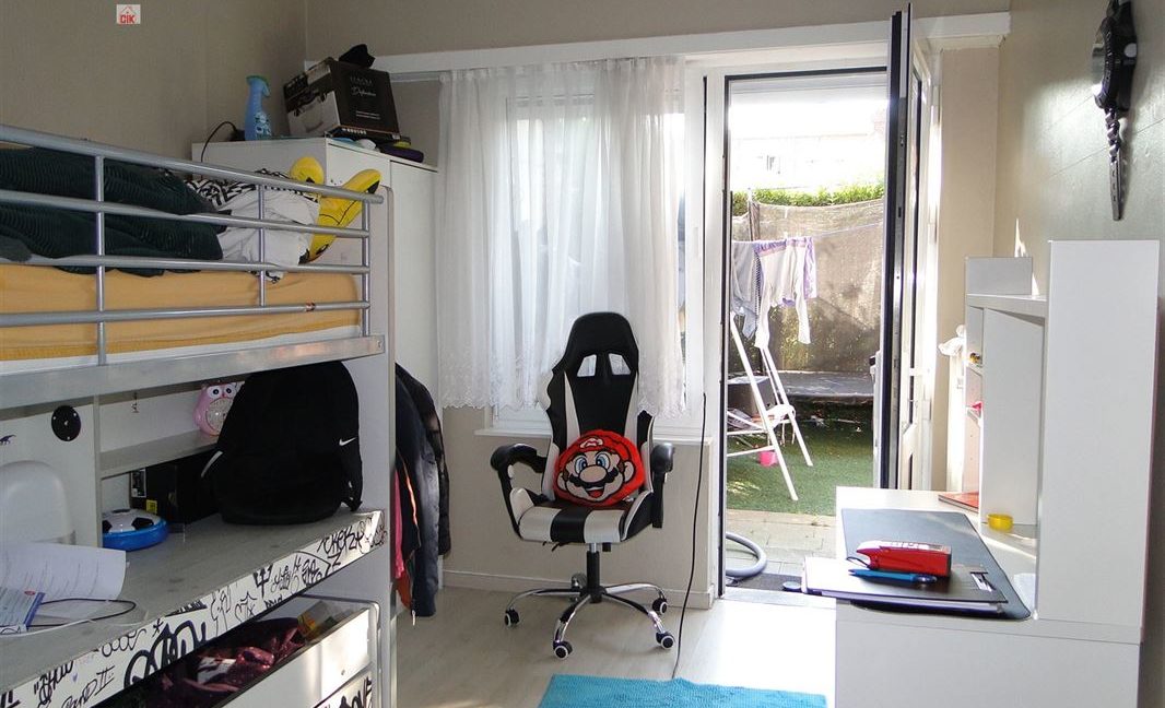 E3638923359359199672_18866HL