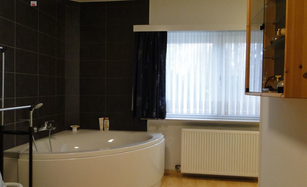 E3639006383187453274_19007ABL