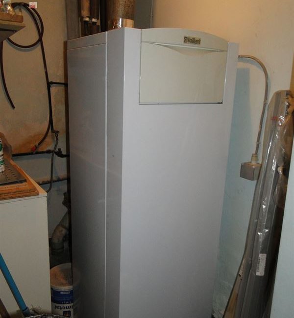 E2638923354115992732_18067ADL