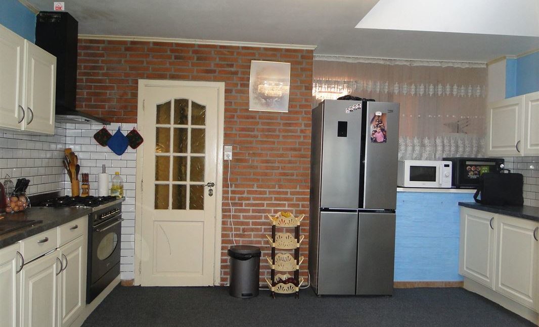 E2638923369245085461_18957EL