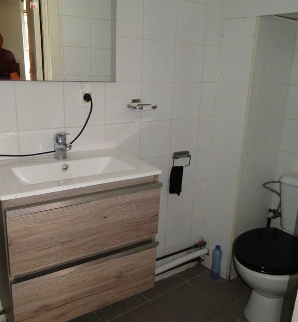 E3638923354044267201_18067ABL