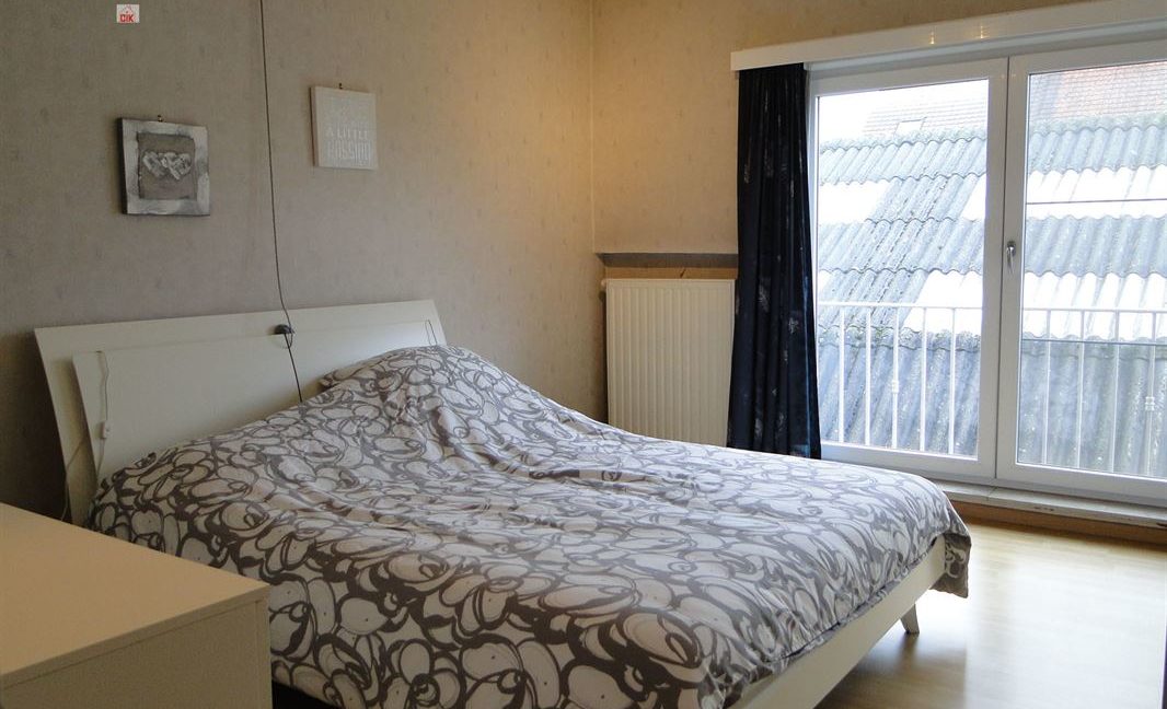 E1639006383191122404_19007OL