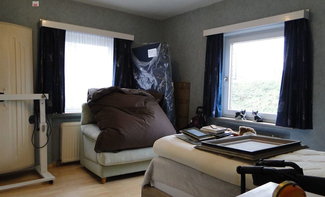 E1639006383192903291_19007PL