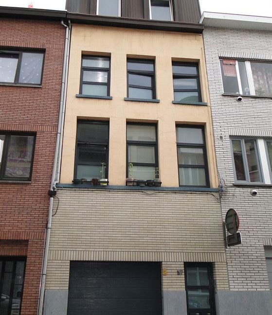 E2638923354194018511_18067AL