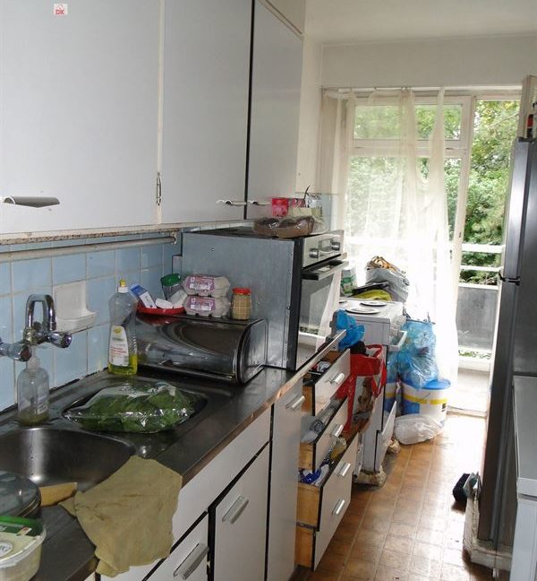 E2638927610223686176_18985JL