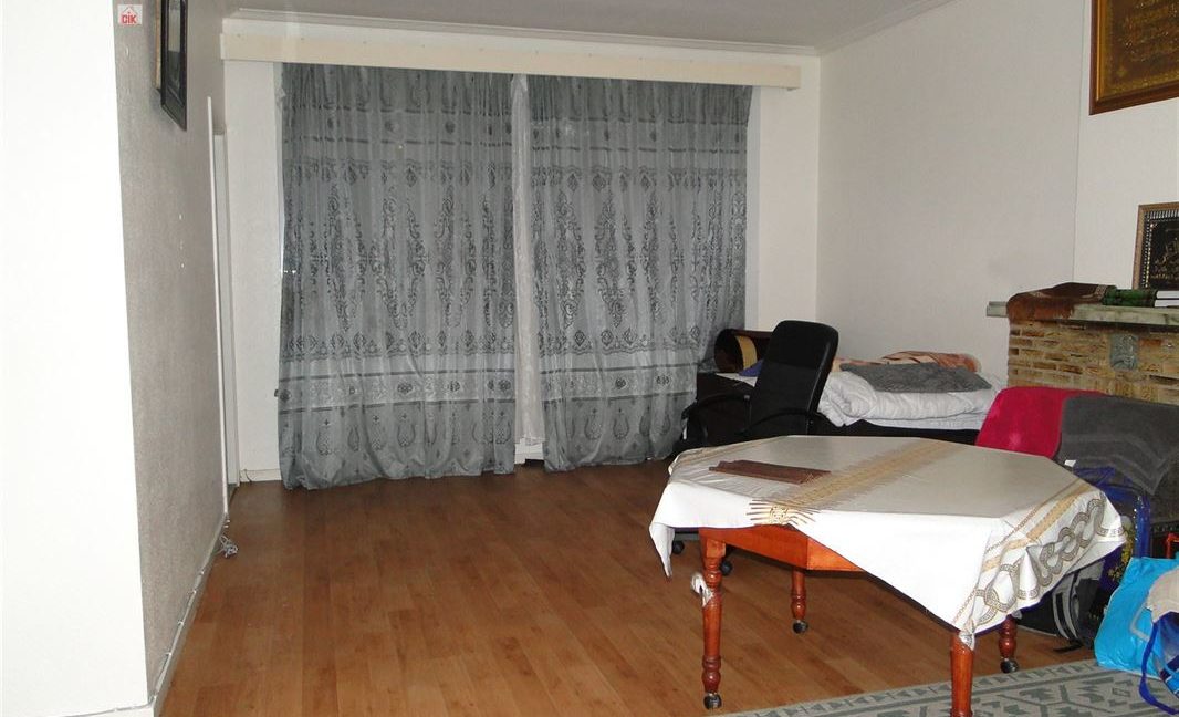 E3638923341033256465_18353ADL