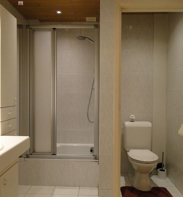 E3638923355983870065_18817IL